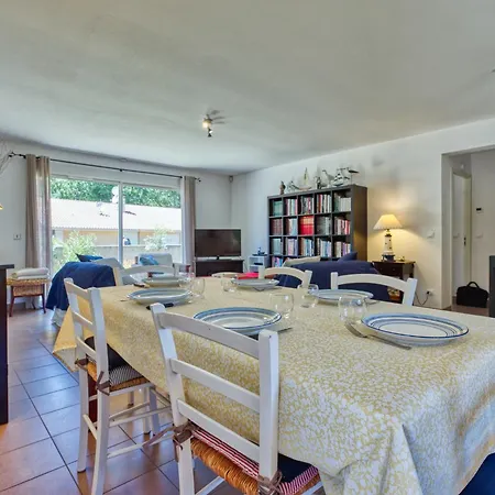 Holiday home Mimosa By Interhome